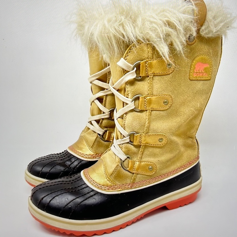 Sorel Tofino Joan of Arctic Snow Boot 🥾
